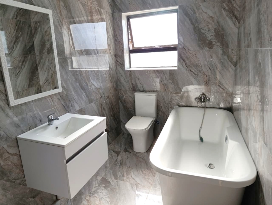 4 Bedroom Property for Sale in Bayswater Free State